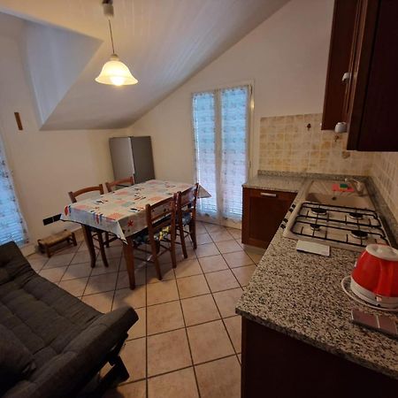 Palm House Apartment Албенга Екстериор снимка